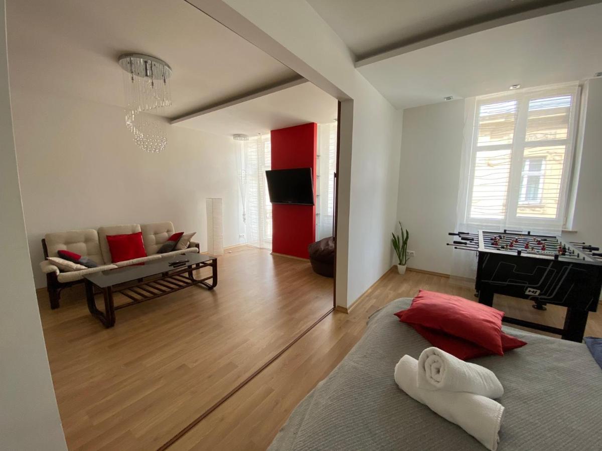 Sova Apartment Lviv Сenter Сity Eksteriør bilde