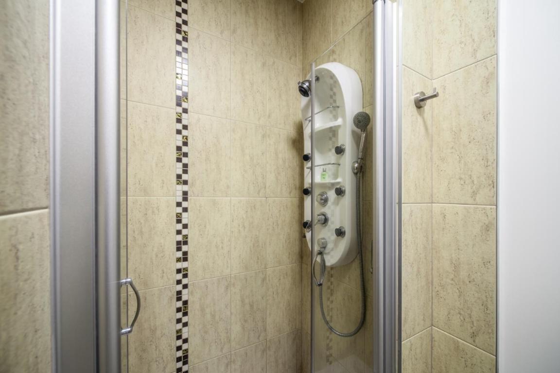 Sova Apartment Lviv Сenter Сity Eksteriør bilde